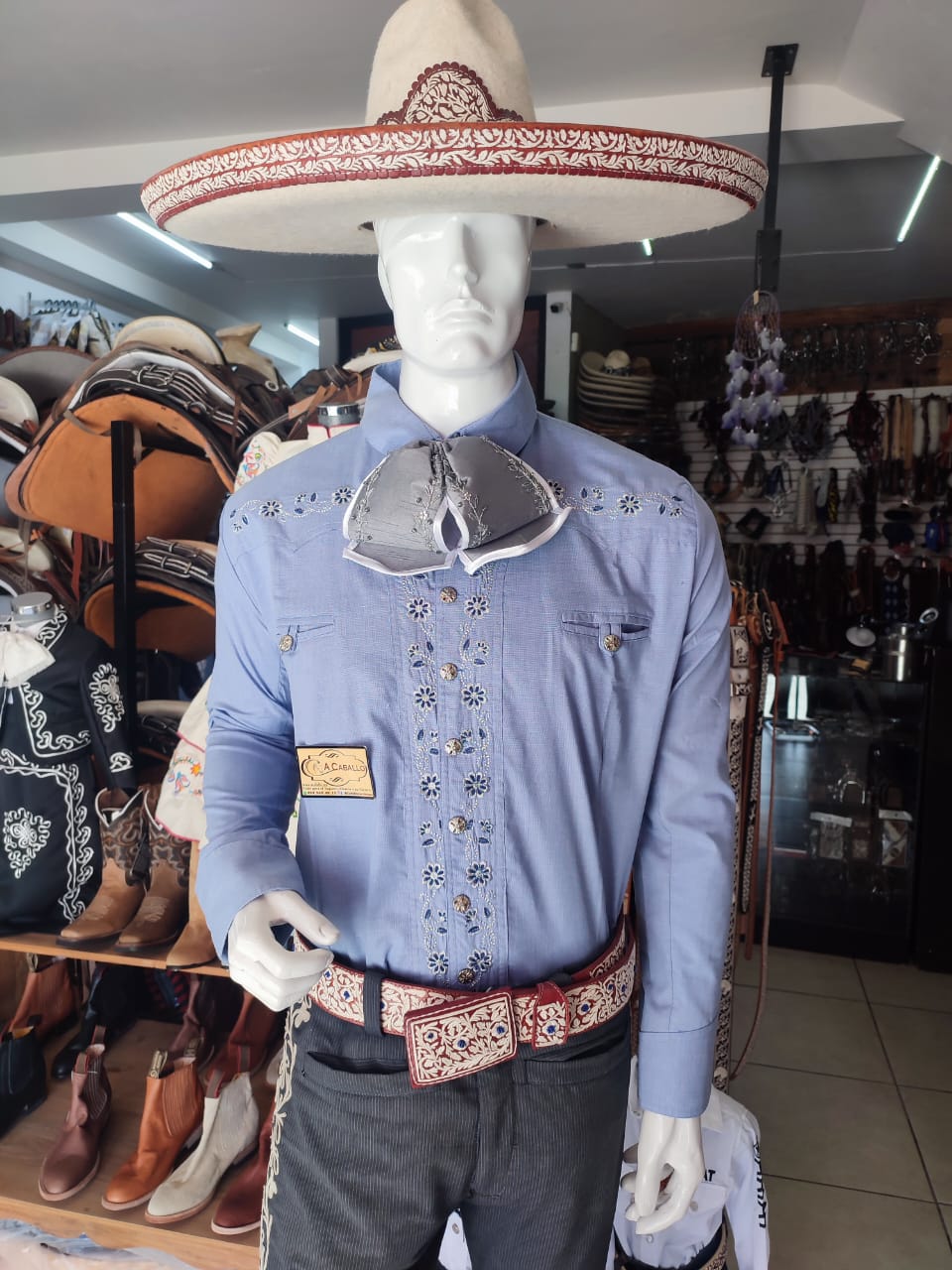 Camisa Charra Bordada Extra Fina.