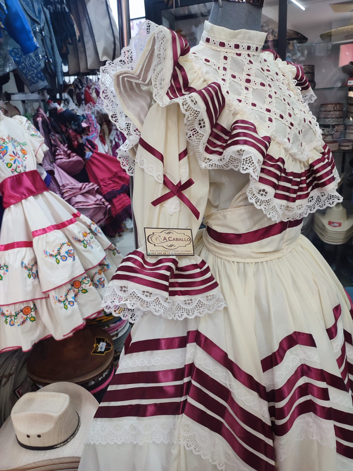 Vestido de Escaramuza Liston en Estrella