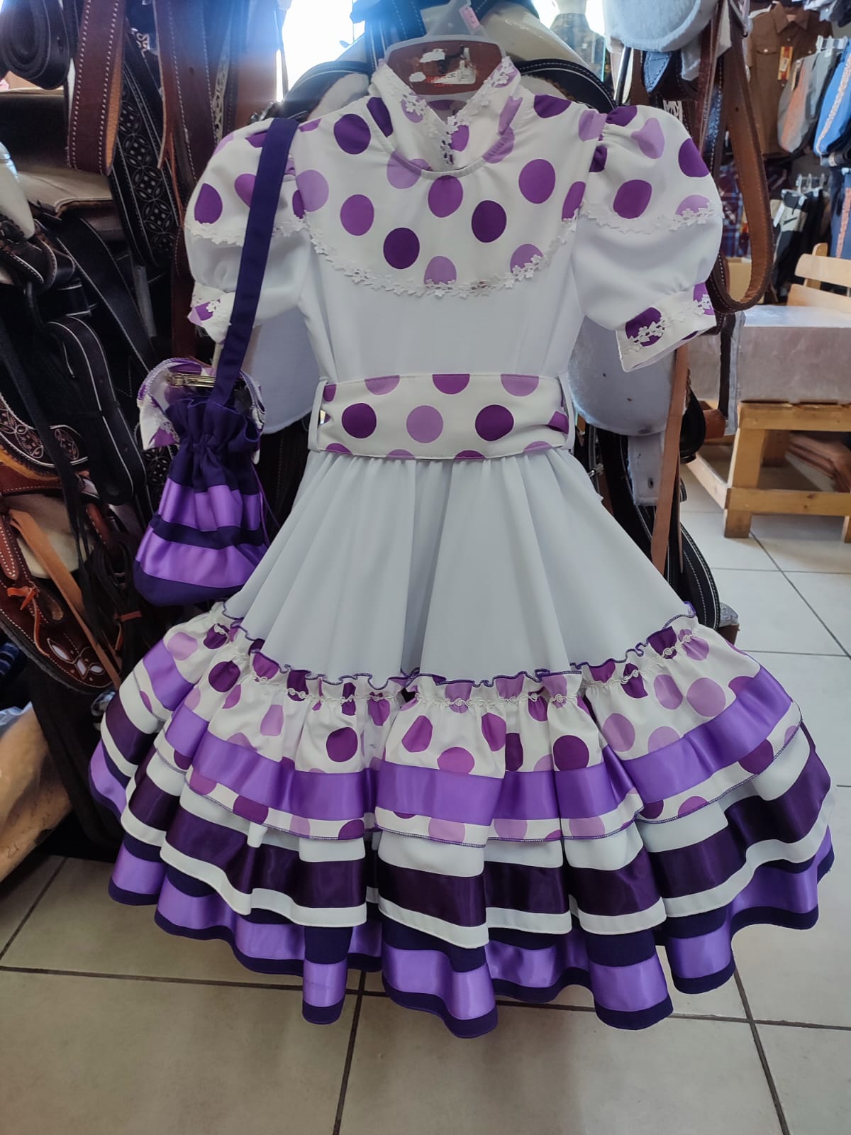 Vestido de Escaramuza Fino.