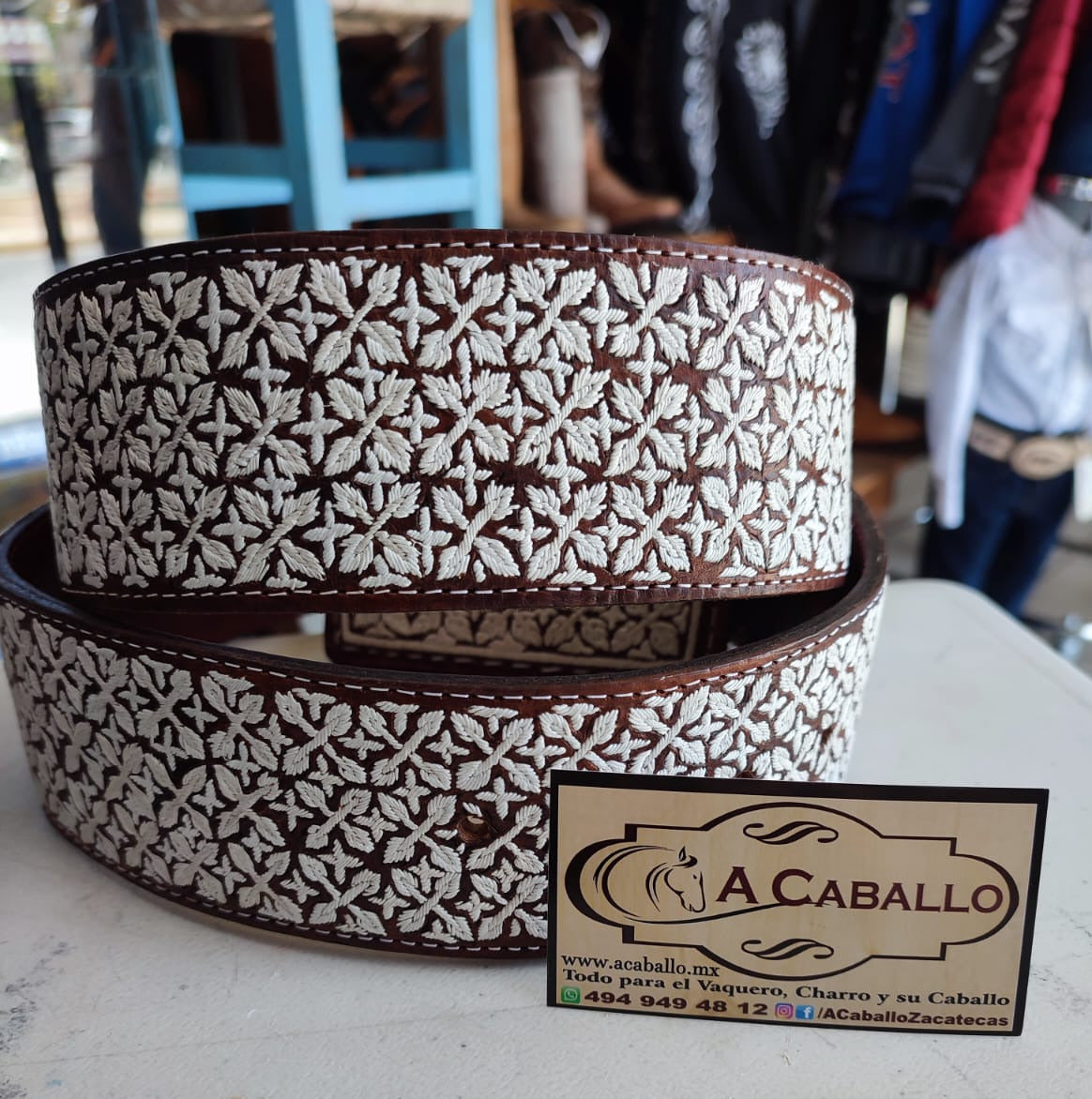 Cinto Piteado Extra Fino, Diamantes.