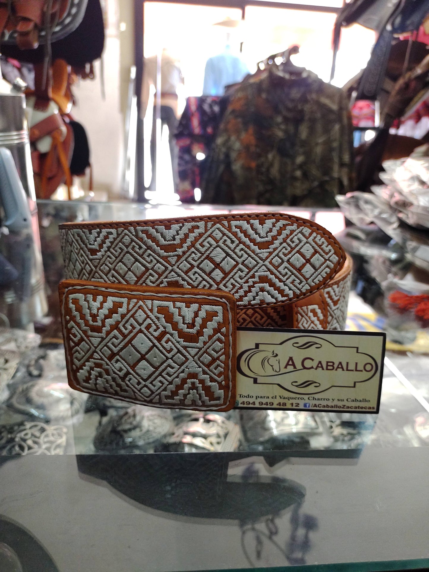 Cinto Piteado Greca de "V"