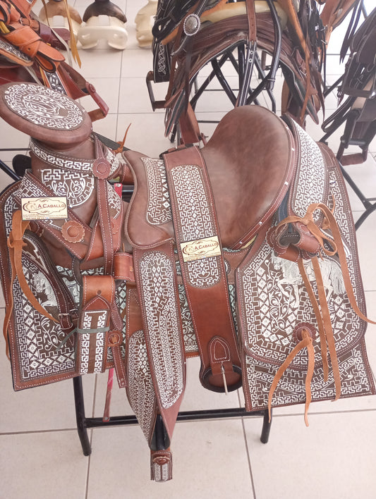 Montura Charra Bordada