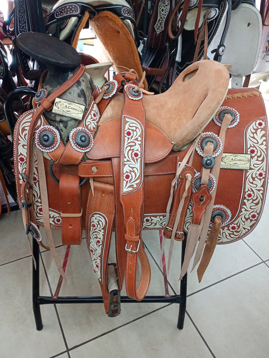 Montura Piteada Miel, Cantina, Surron, Herraje Pavonado Acero.