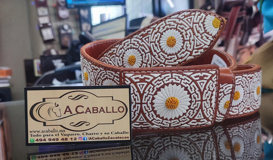 Cinto Piteado Extra Fino, Girasol Churros en Amarillo.