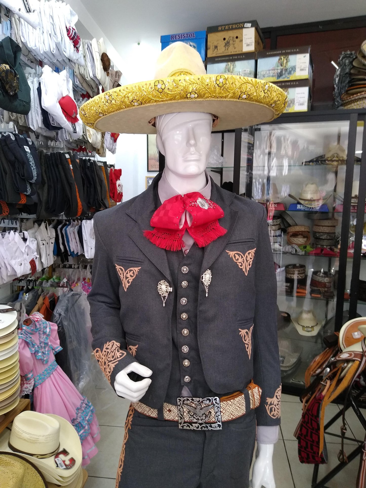 Traje Charro 3 Piezas Greca Sencilla Herraje En Chaquetilla y Chaleco