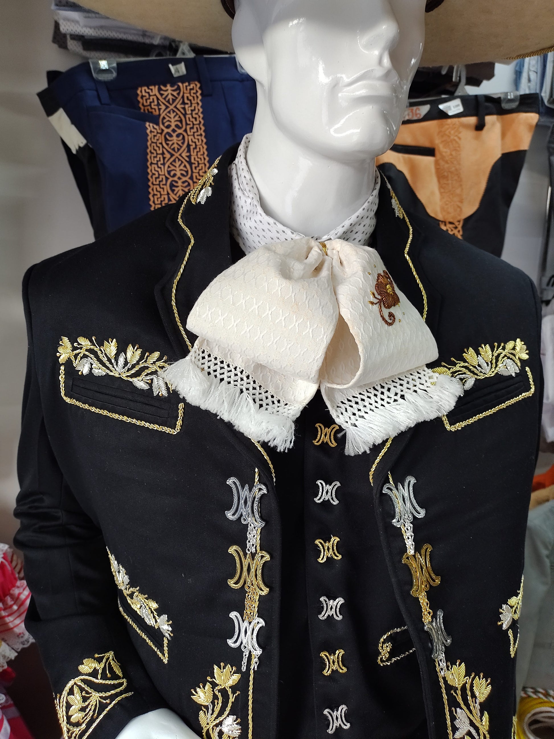 Oro Trajes De Mariachi Bordados Traje Charro Piezas, Bordado En