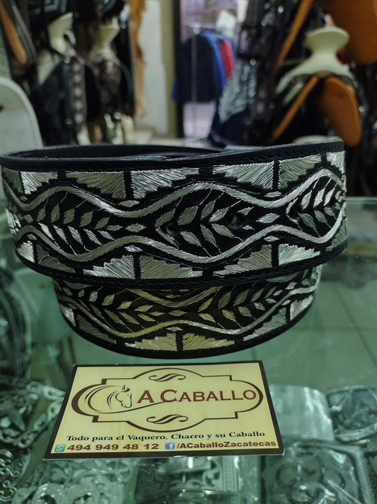 Cinto Bordado en Hilo de Plata Diseño Espiguilla