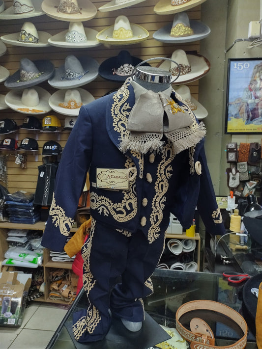 Traje Charro 3 Piezas, Greca sencilla.